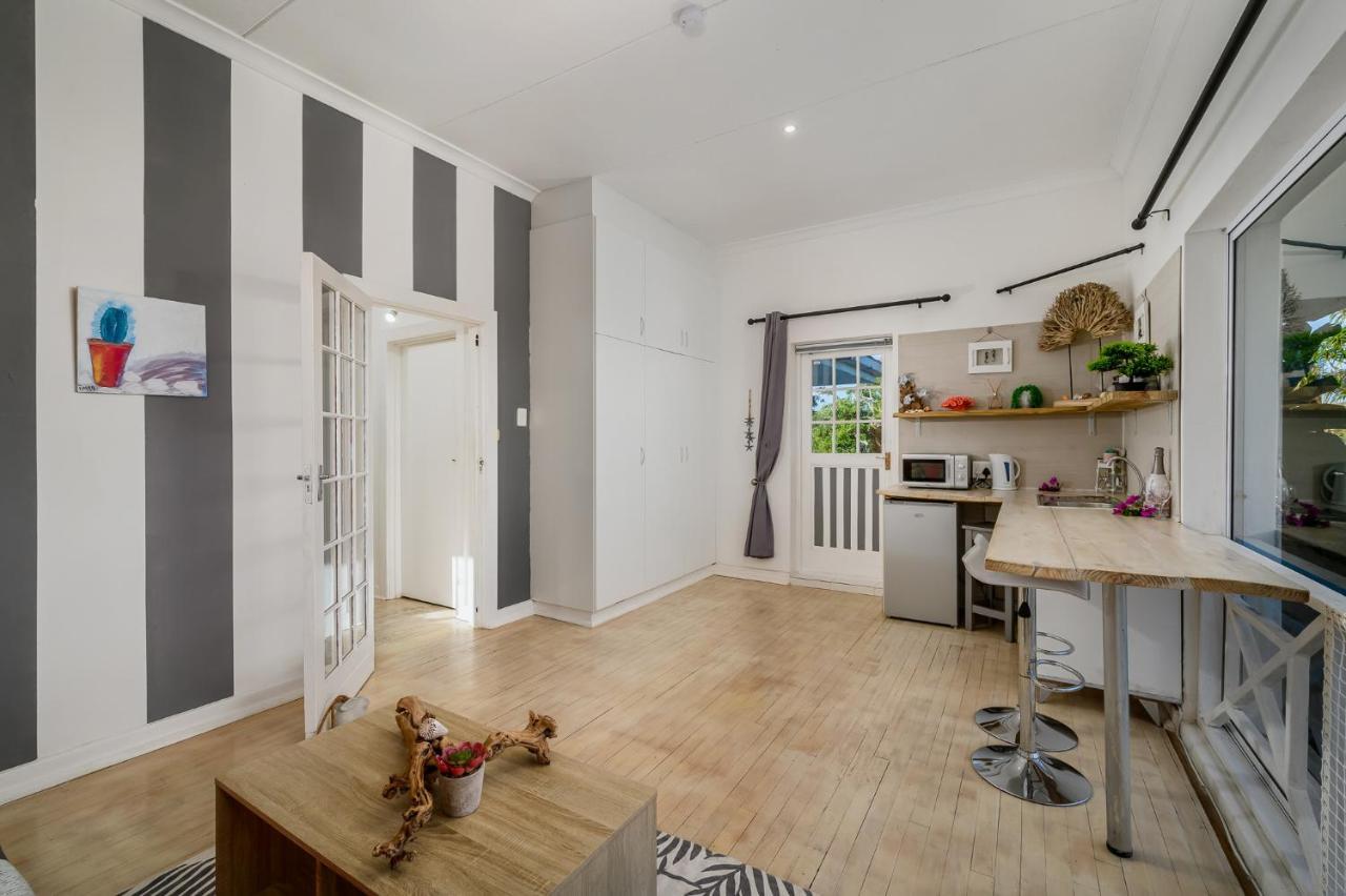 דירות פורט אליזבת' 302 On Old Sea View Road Chelsea מראה חיצוני תמונה